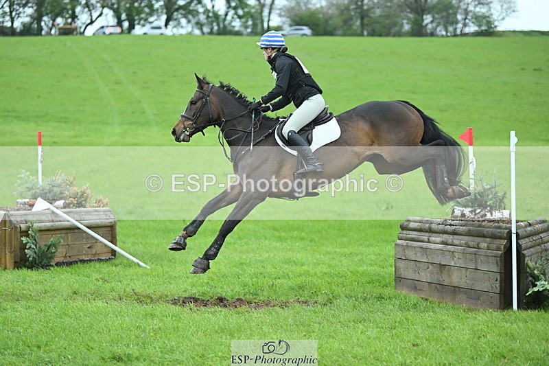 250419-110936-08754 - 571-Daisy.Waldock-BALLYHICKEY.MASIE