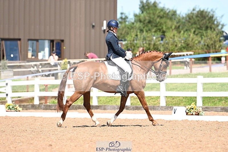 240816A-142628-05593 - 300-Andrea.Kennedy-Ricardo.Red