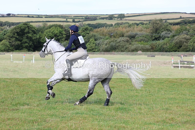 3E7A6416 - Class 1: Trebudannon Open: Pheasant Feeder