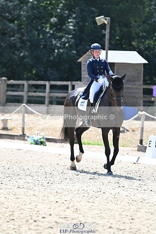 250810A-140024-07176 - 070-Abbie.NewburySeagry.Firstamour