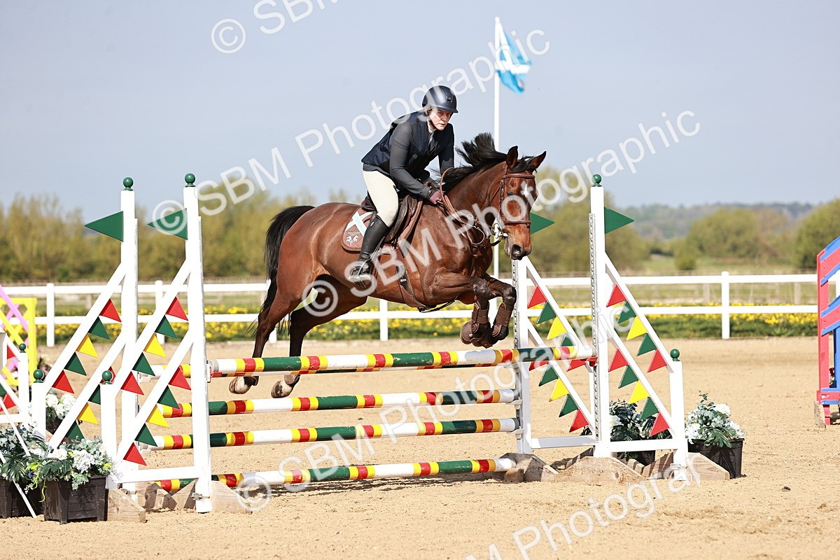  - Class 21 - Senior British Novice - 90cm