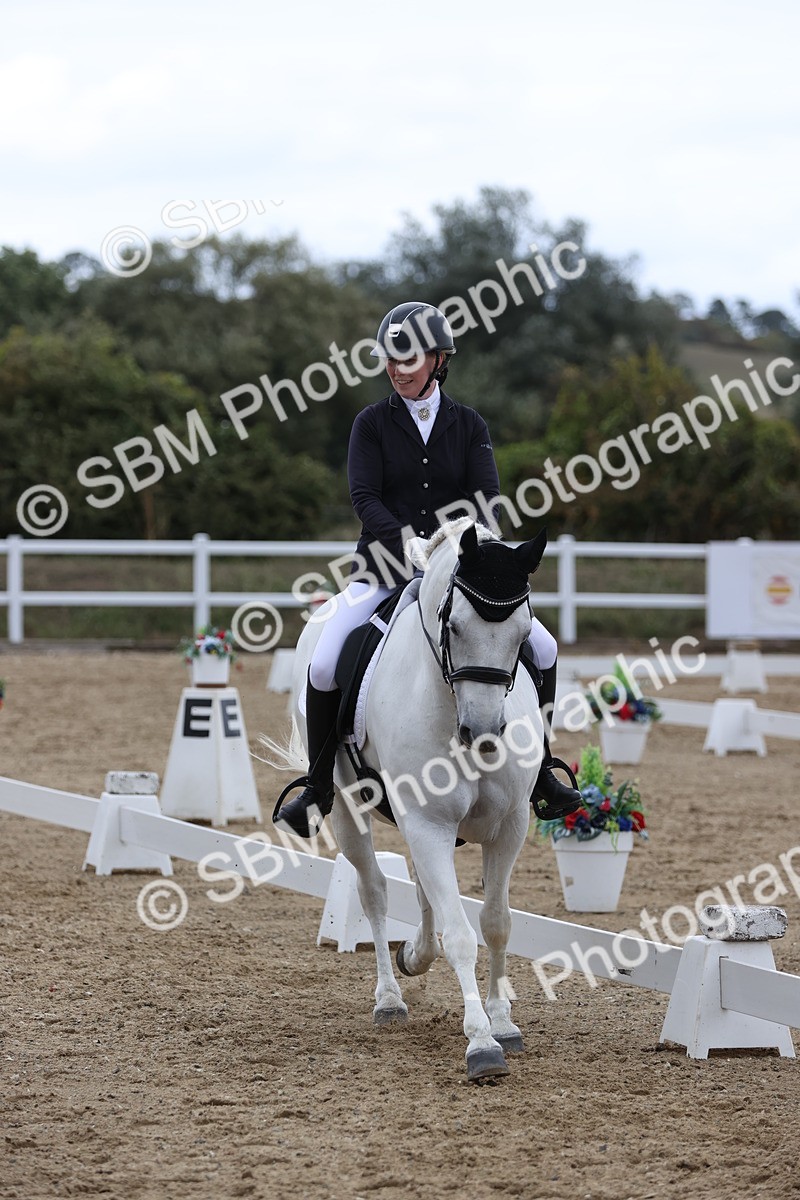 SBM_003987 - Class 9 - Novice 3 Champs