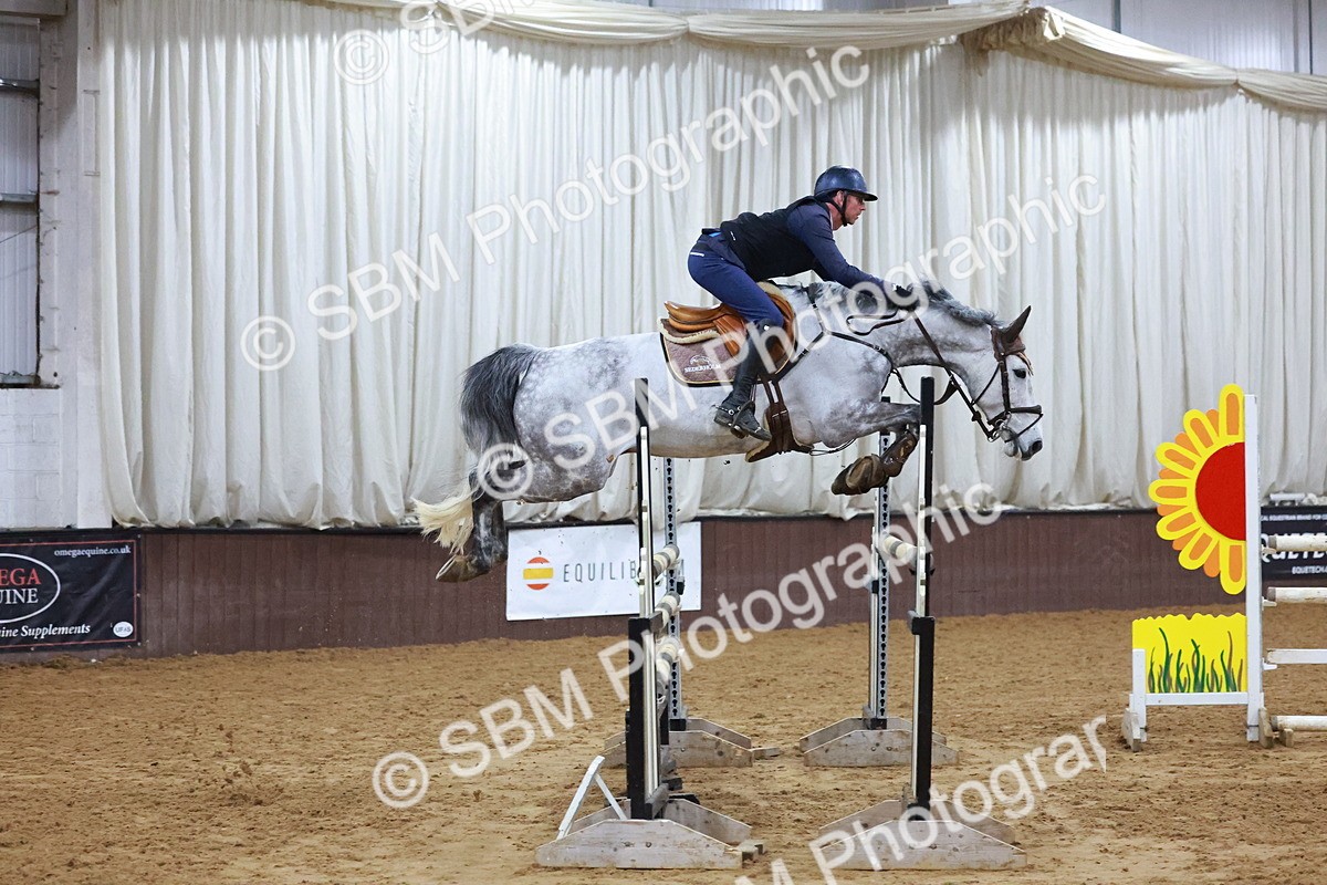 SBM_002601 - Class 5 - Senior Foxhunter 1.20m