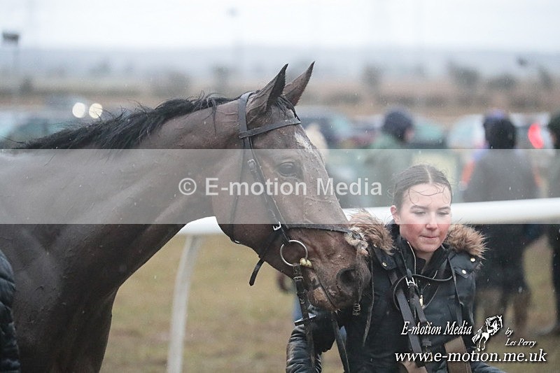 PtP 260125 1134 - Cocklebarrow Point-to-Point racing with the Heythrop Hunt 26/01/25