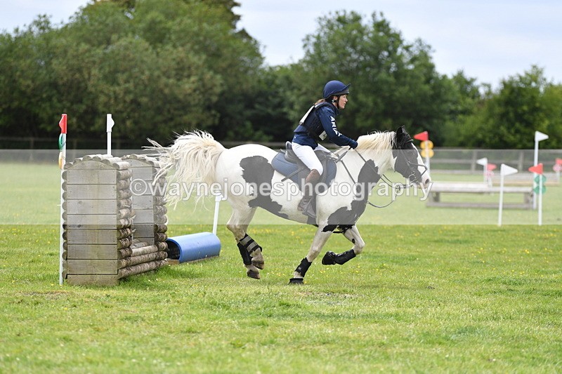 WJ5_3880 - Class 6 80cm