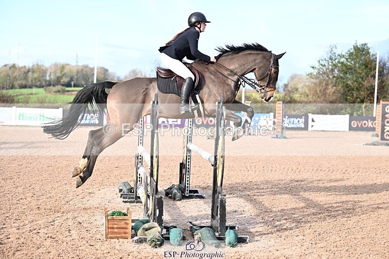 260128-104358-00149 - Clear Round & Brit Nov 90cm