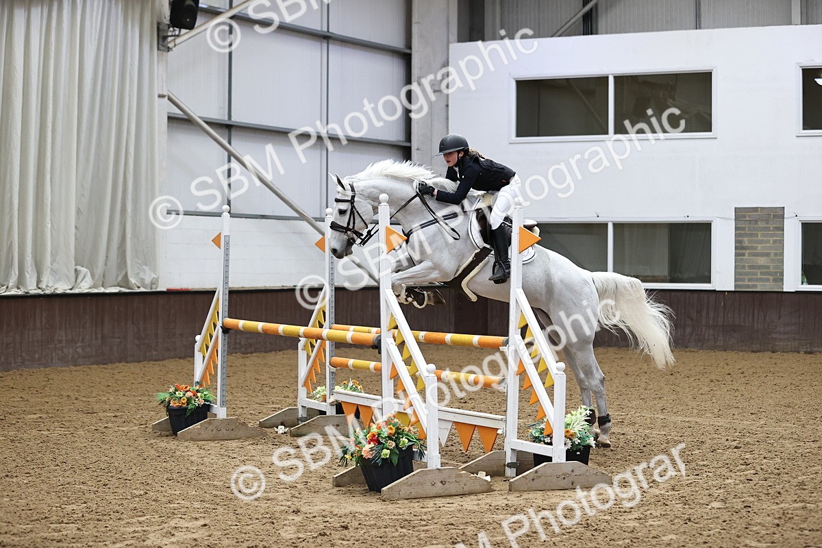 SBM_005919 - Class 16 - Senior Newcomers - 1.10m Open