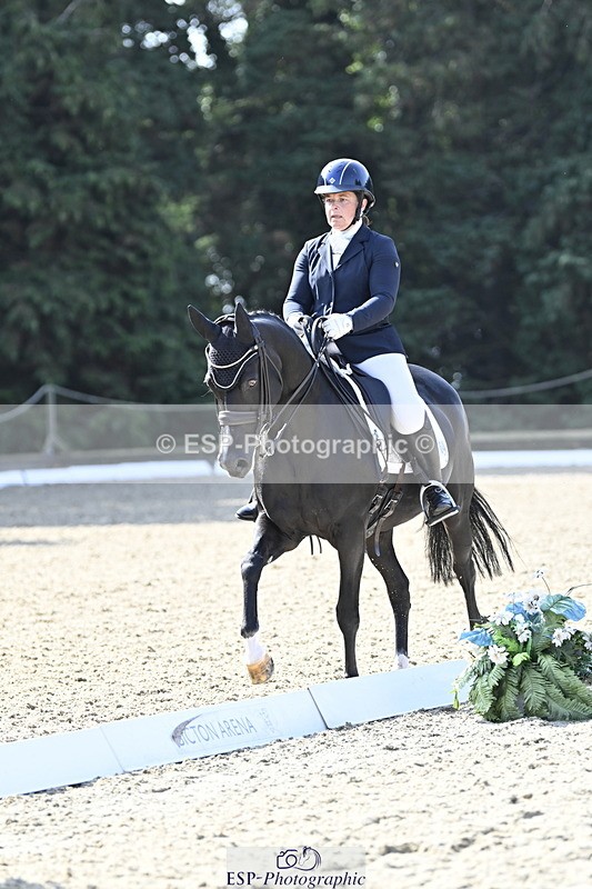 250810A-100416-04760 - 064-Amy.CoxPretty.Picture