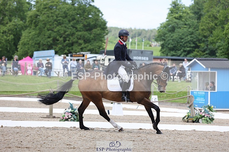 240523-114033-03579 - 222-KILCANNON_SENSATION-Harry_Meade
