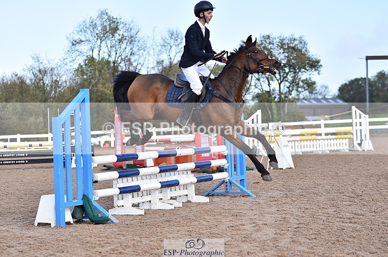 231028A-105958-00652 - Cls 2 British Novice & 80cm Open