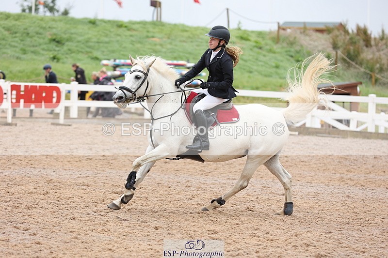 240630A-101443-11792 - Cls 30 British Novice and 80cm Open