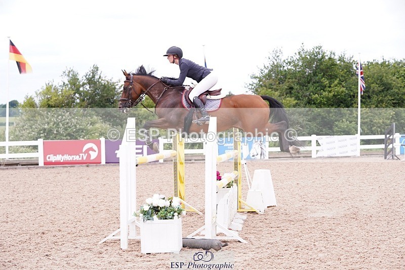 250629-143230-12668 - Cls 38 Pony Foxhunter and 1.10m Open
