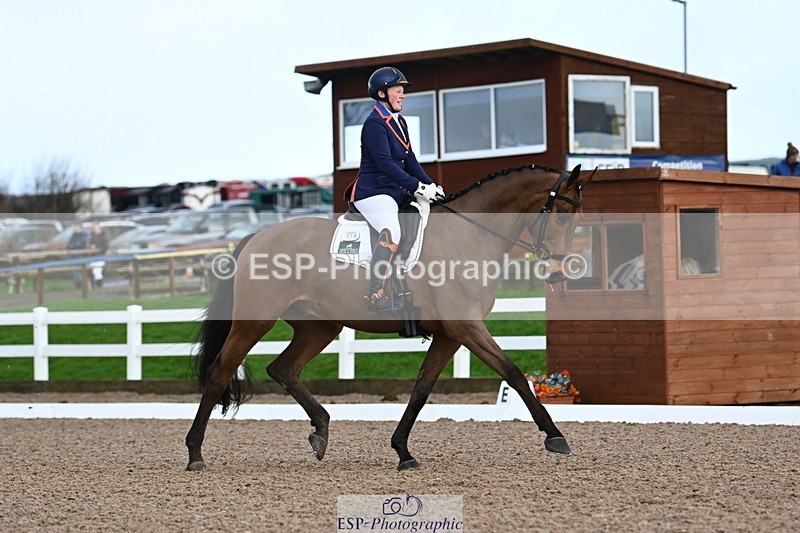 240218A-103521-06175 - 128