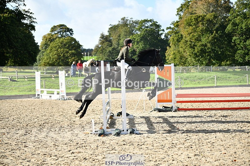 251004A-153827-01912 - Classes 8 & 9 70cm