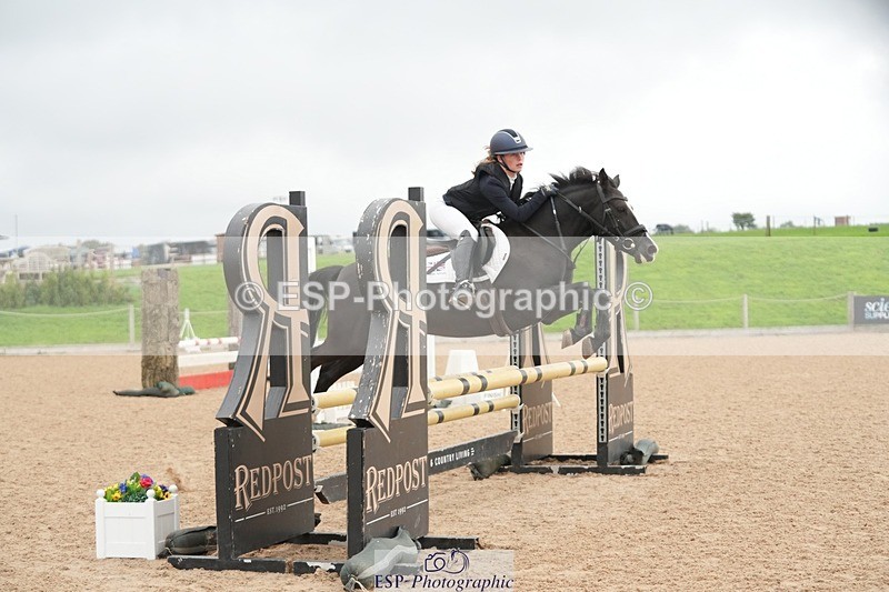 250920-095842-00513 - Cls 5 Pony British Novice and 80cm