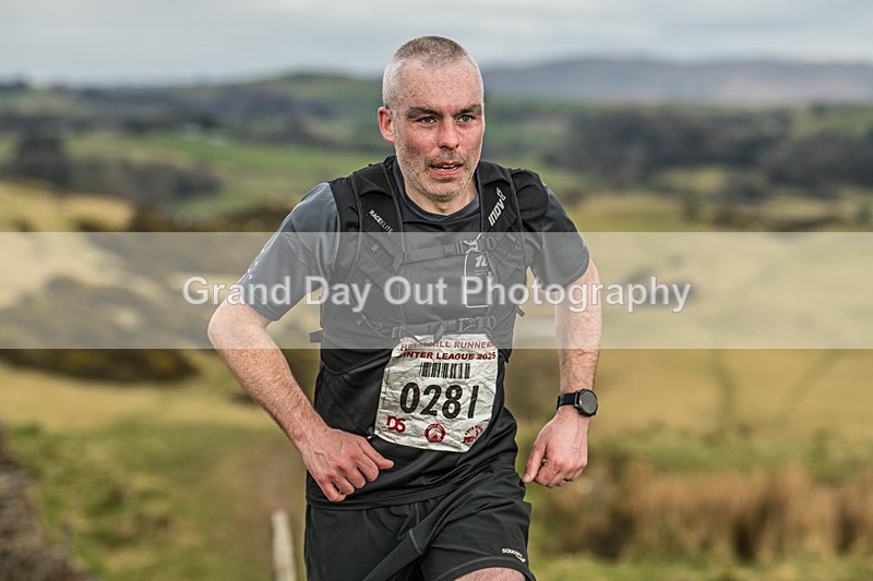 Helm Hill -685 - Kendal Winter League Helm Hill Fell Races (Under 13/15/17 & Seniors) Sunday 16th March 2025