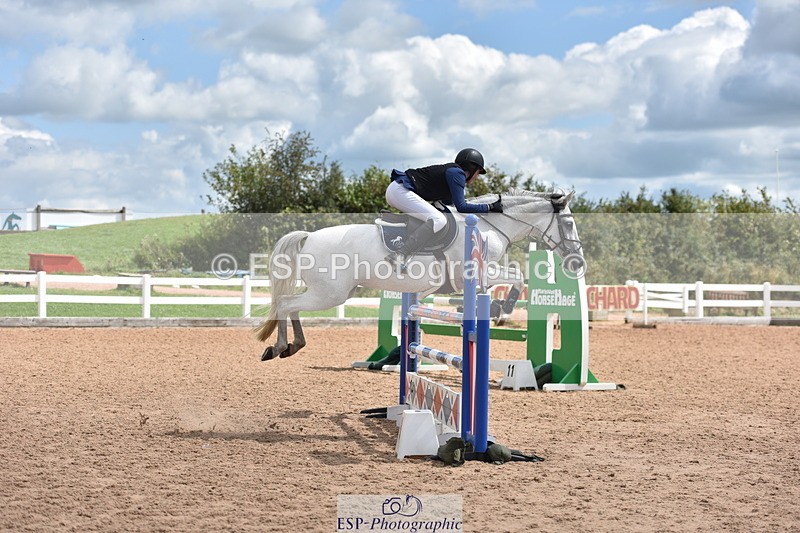230806A-142830-02515 - Cls 22 Pony Foxhunter & 1.10m Open