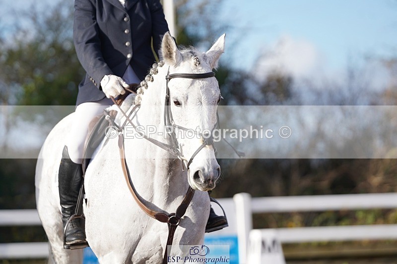 241214-130714-00572 - 105-Janine.Paterson-Machas.Grey