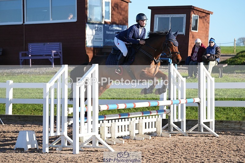 251130-112714-01079 - Cls 5 Pony Discovery & 90cm Open