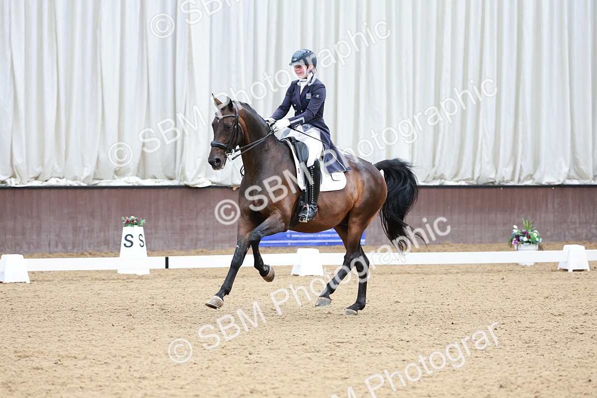SBM_015809 - Class 5 - FEI INT II - 15.48-17.00