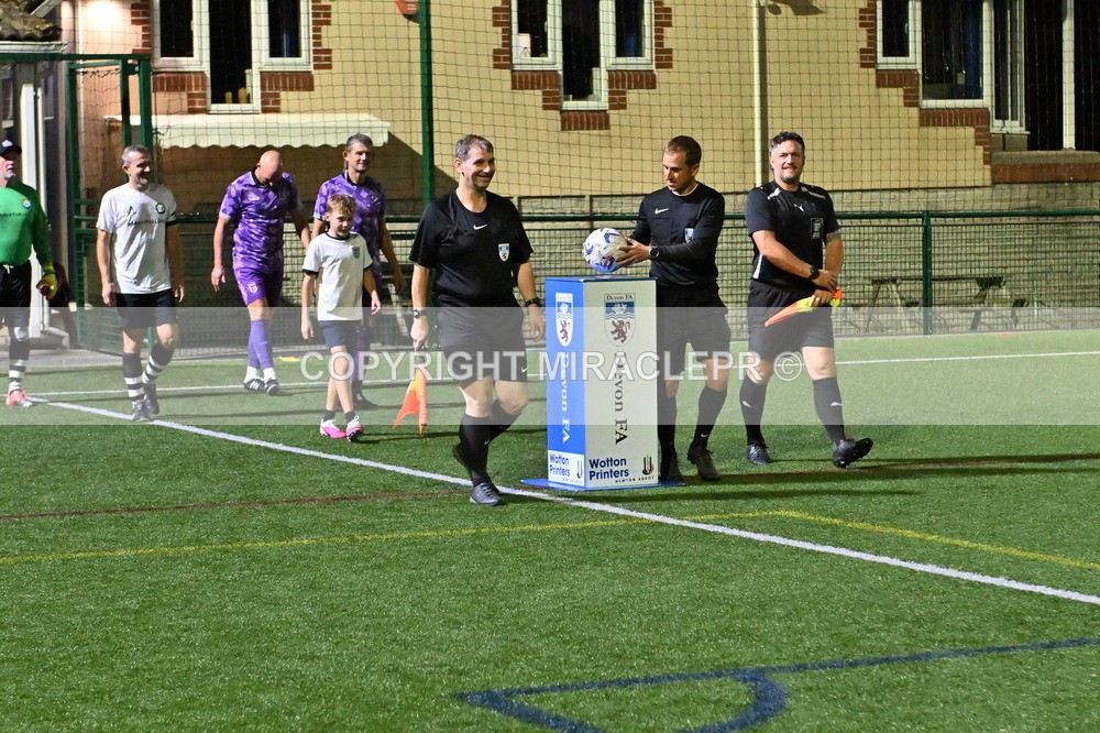 AM3_2132 - England v Devon veterans