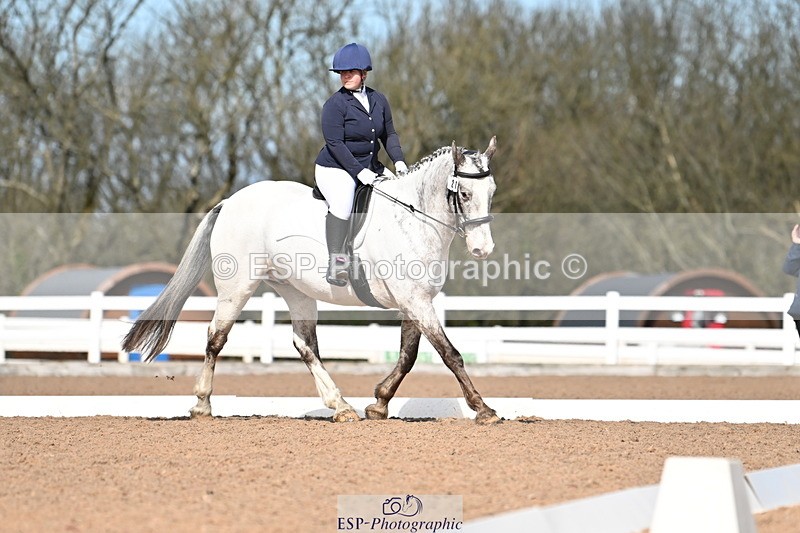 240324A-124353-02356 - Novice 28, 12.15 to 13.00