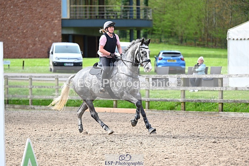 240411-164452-00808 - Group 4 SJ