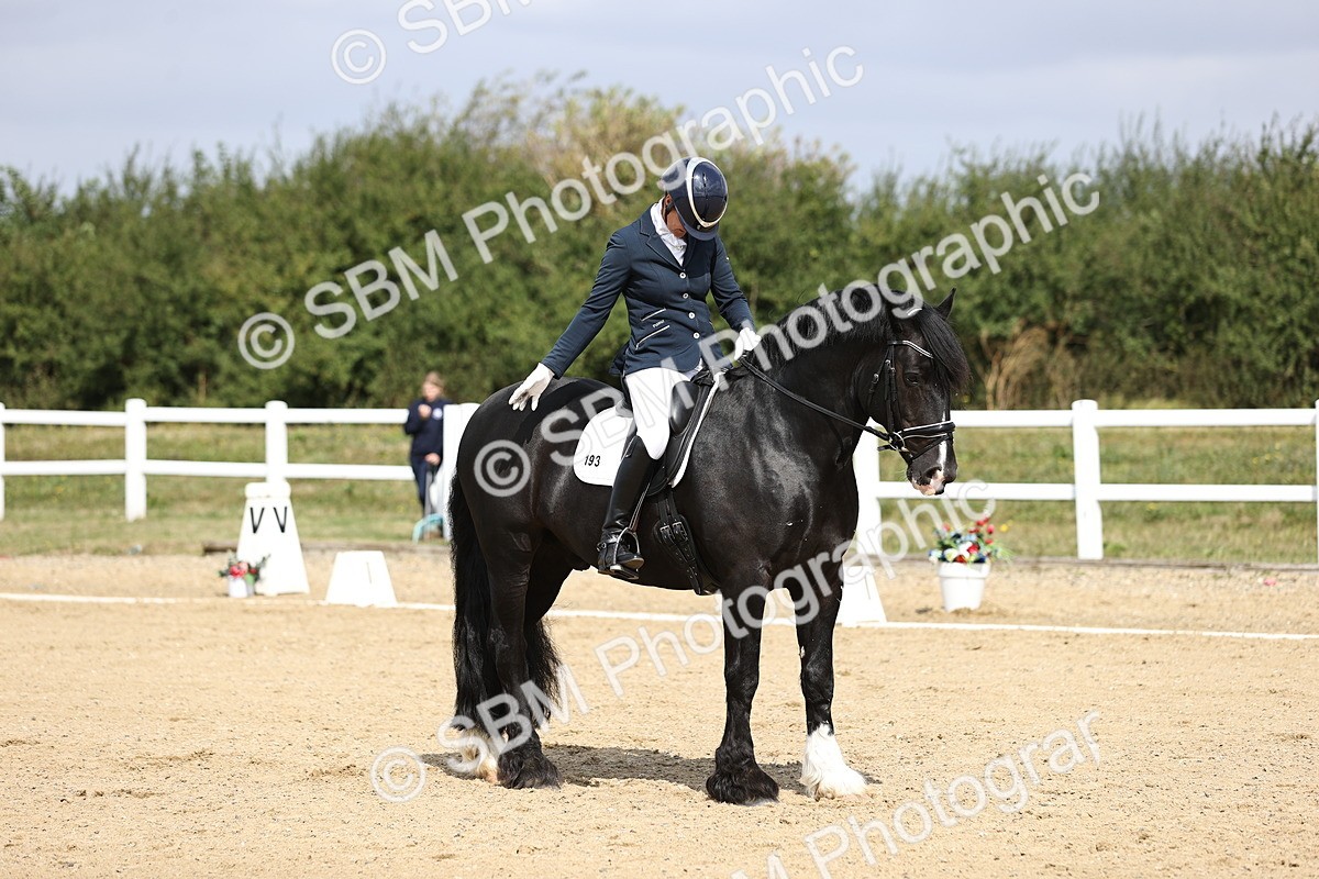 SBM_016728 - Class 14 Novice 23 - 11.53-12.56