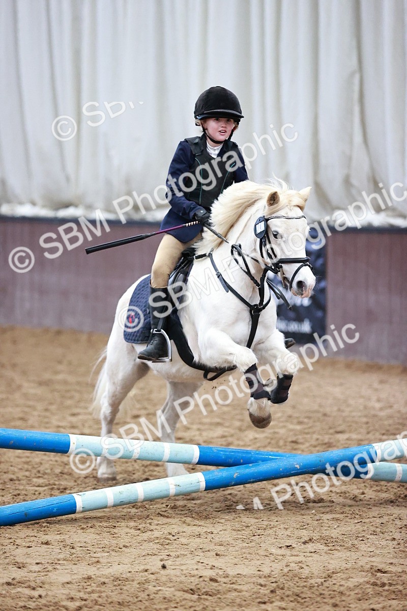 SBM_000232 - Class 1 - Cross Pole Jumping 30cm 40cm