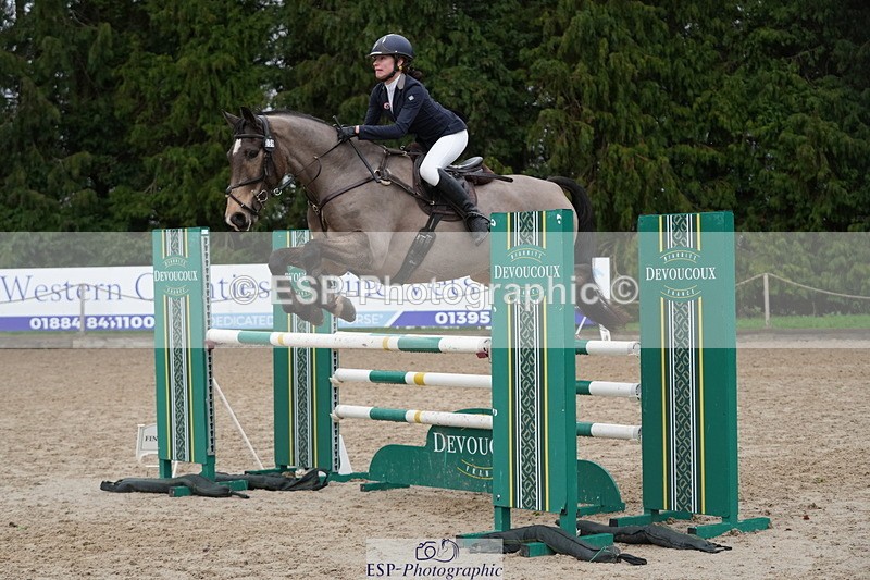 260208A-143350-02168 - 5. 1.10m Individual Horse