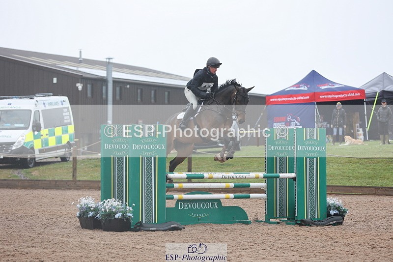 250418-100431-00616 - 017-Rosie.Bradley-Hole-KILMOUNTAIN.TOYBOY