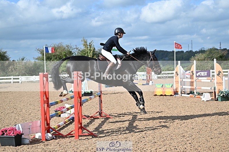 241005A-112342-03329 - SAT Cls 17 95cm Amateur Quali