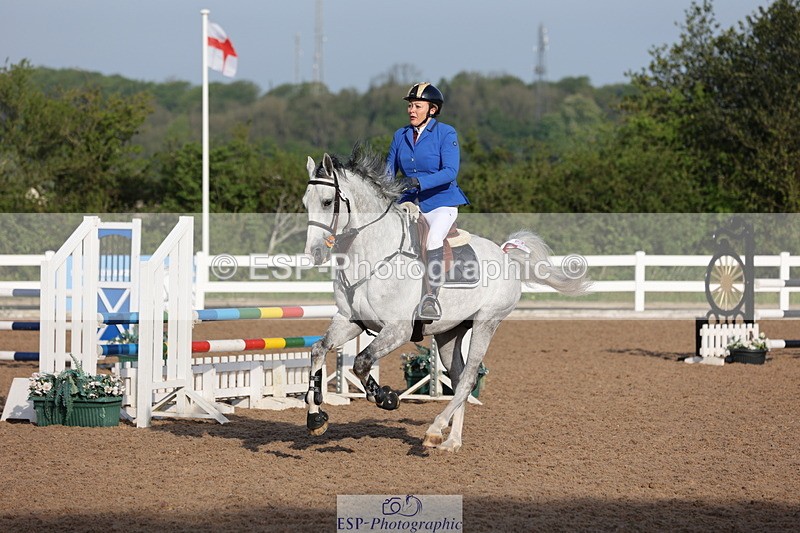 240510A-080209-04040 - Cls 13 British Novice and 90cm Open