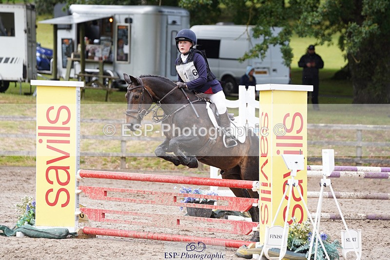 240824X-123118-24108 - 80cm Round 1 12.00 to 13.00