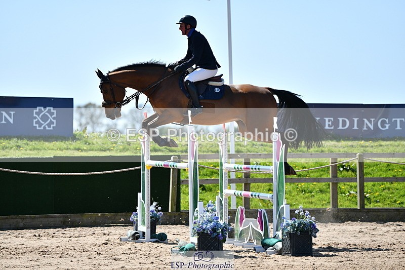 240420A-122947-10982 - Cls 3, 2 Star Small Tour 1.30m