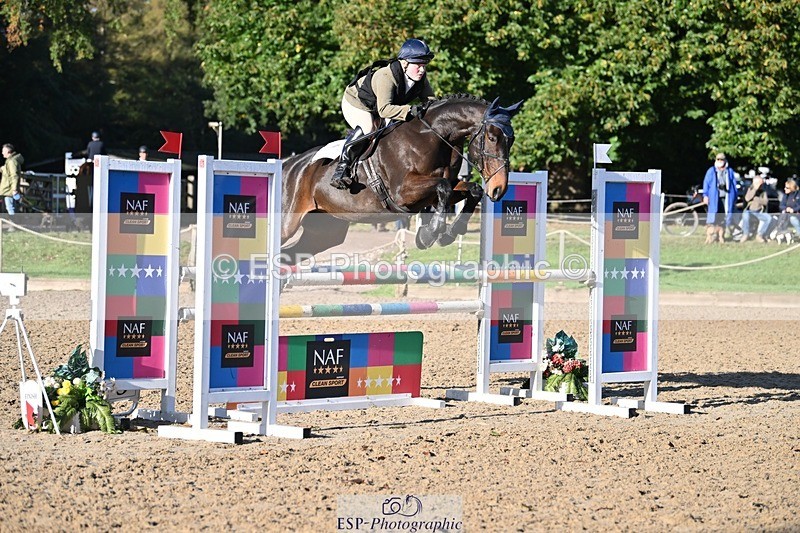 231022-100136-23176 - 237-CHOCOLATE.BOMB-Poppy.Burnyeat-SJ