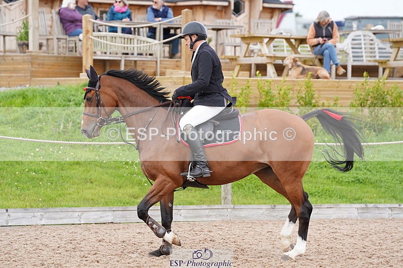 240915A-152302-10889 - Cls 28 Chard Sept GP Jump Off