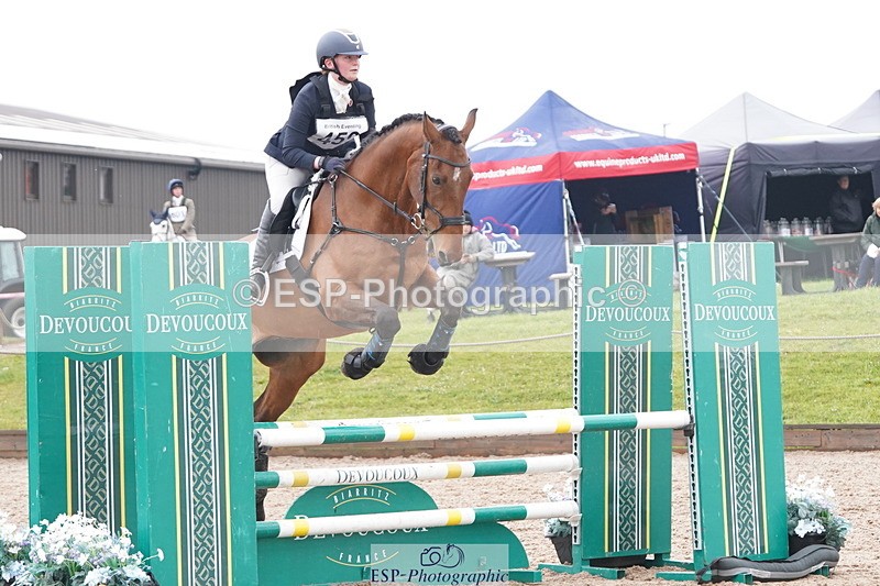 250419-104114-08407 - 459-Ella.Otto-SUMMERBRIDGE.TIPP