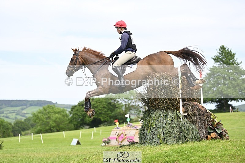 240525-151809-16741 - 216-I'M_A_WONDER-Rosie_Bradley-Hole