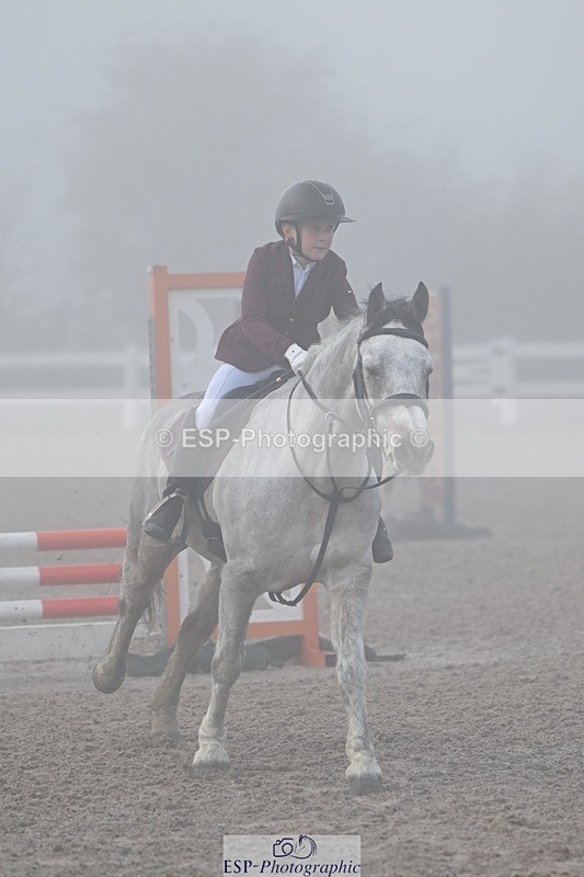 251115-094133-00004 - Cls 3 Pony Intro 70cm