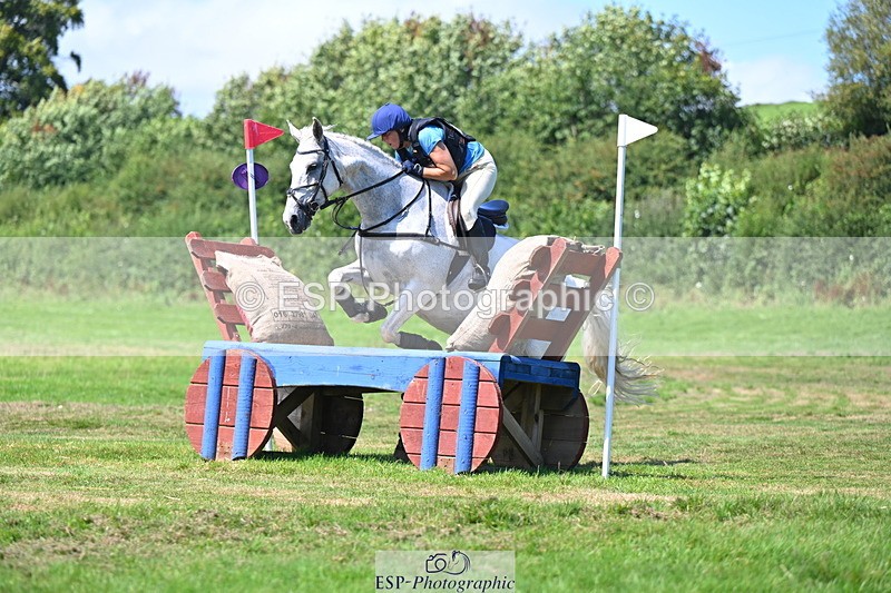 240811A-122735-02742 - 070-