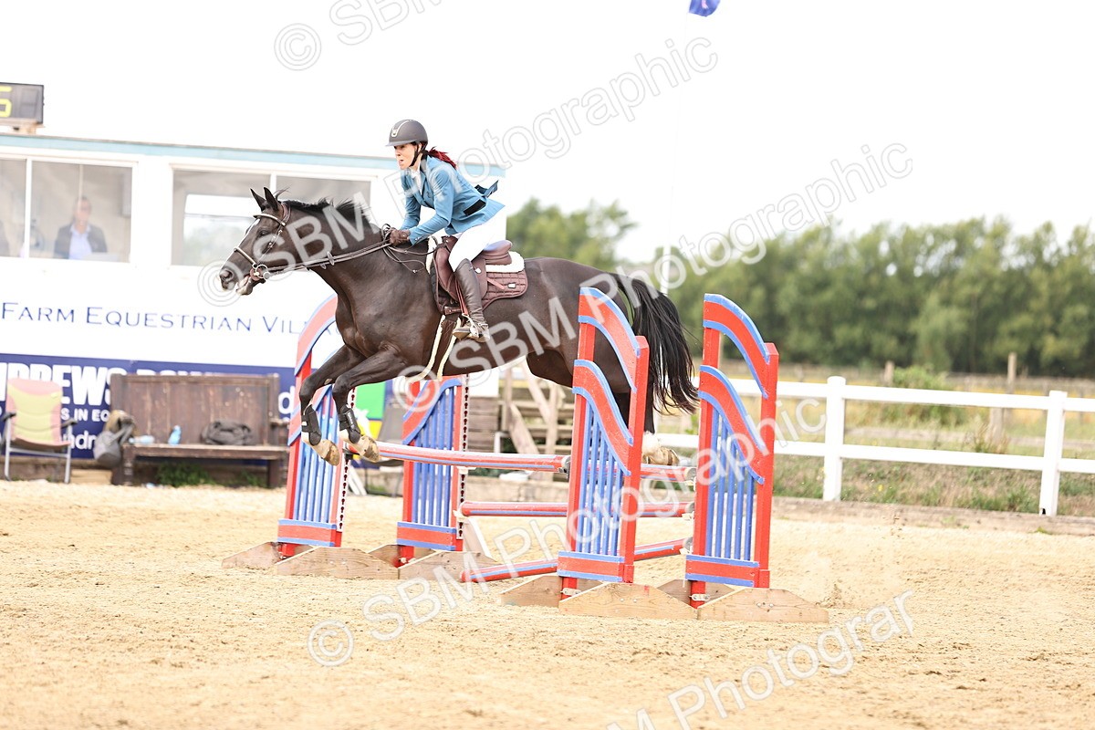 SBM_004210 - Class 3 -  Senior British Novice - 90m Open