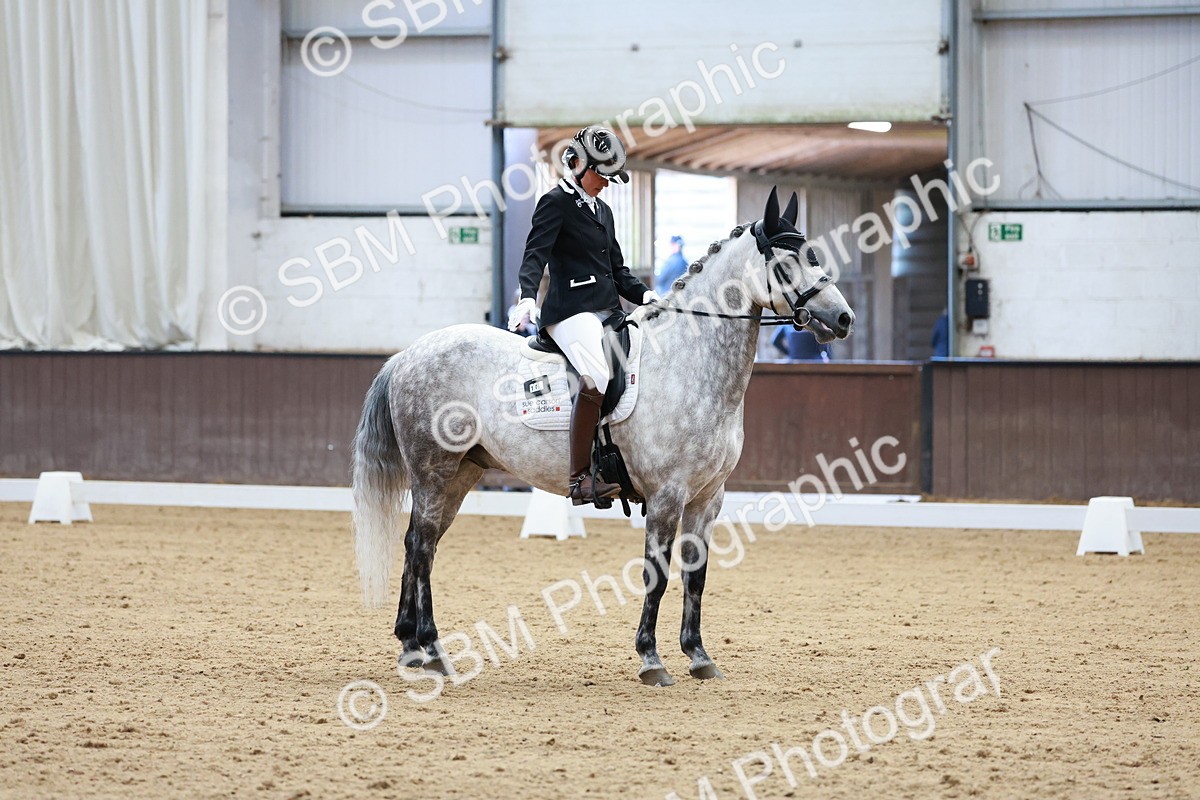 SBM_007132 - Class 6b - Novice 6 - 8.56-9.24