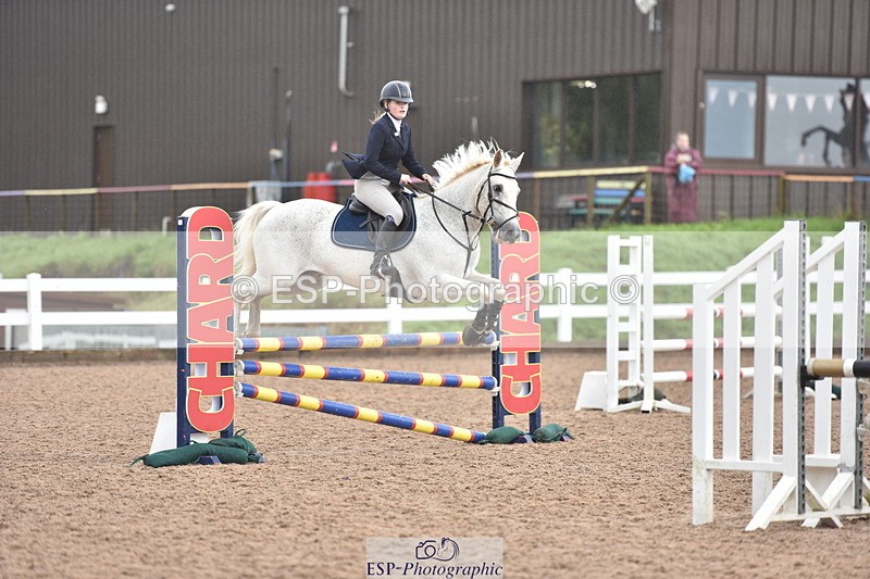 230805A-102804-00591 - Cls 5 Snr British Novice & 90cm Open