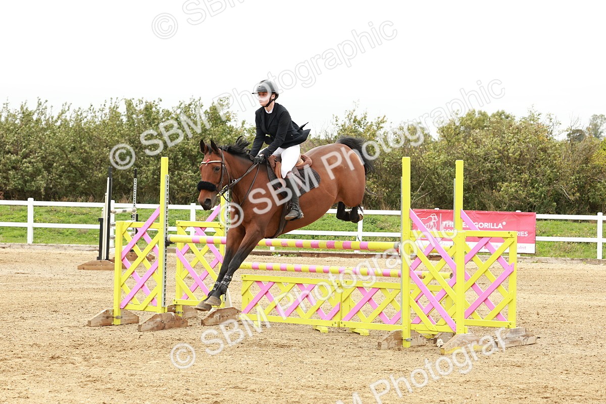 1I0A7741 - Class 4 - Senior Newcomers 1.10m