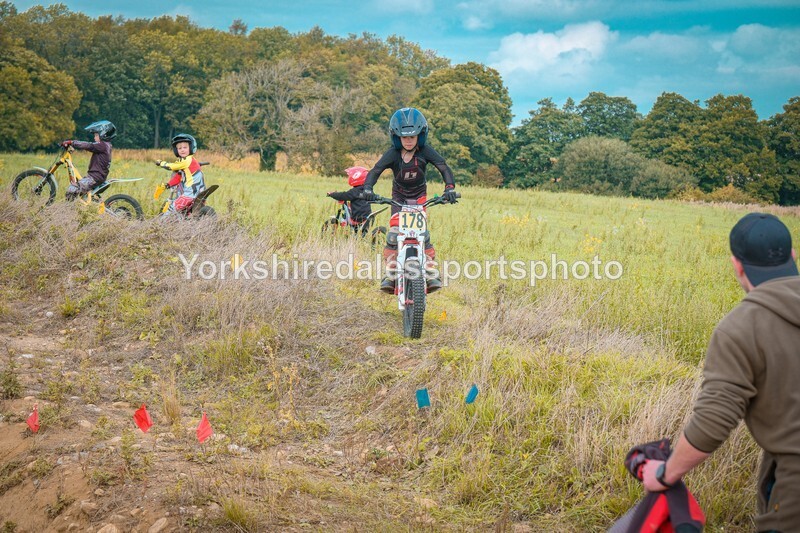DSCF0290 - Ripon MC Trial 27/09- kids