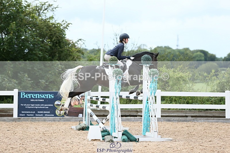 230716A-145408-04109 - Class 25a Pony Fox & 1.10 Open