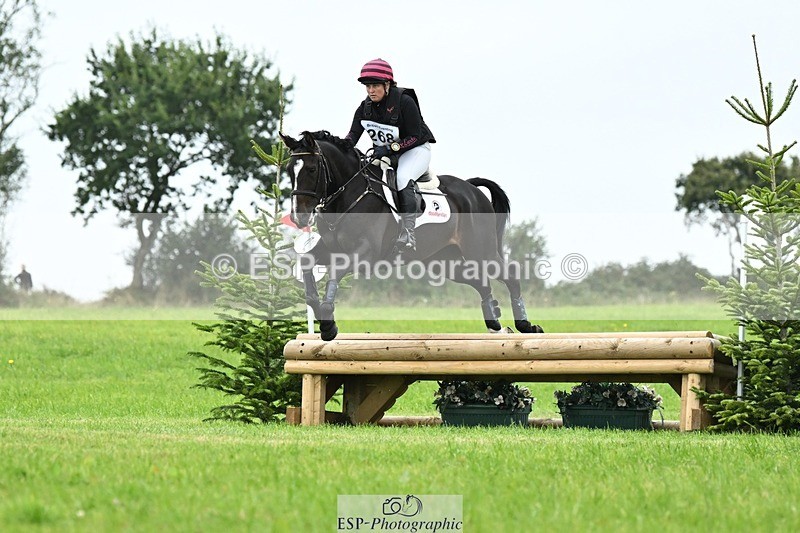 240831A-152028-04832 - 268-Lizzie.Luxton-SHANNONDALE.LUIGI