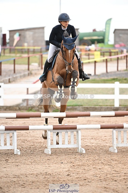 250727-091010-08722 - Cls 31 British Novice and 90cm