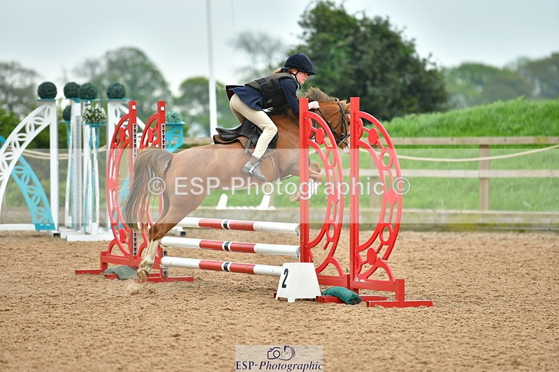 230513A-090519-00017 - Cls 11 Stepping Stones 128+138cm